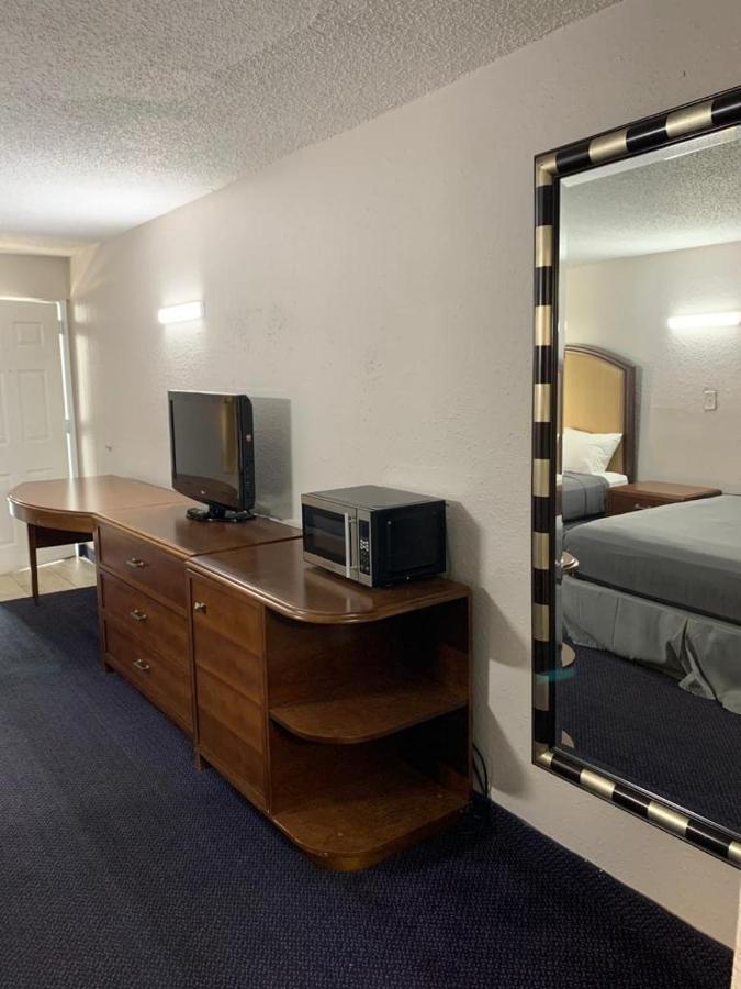 La Casa Inn New Port Richey Gulf Beach Us-19 מראה חיצוני תמונה