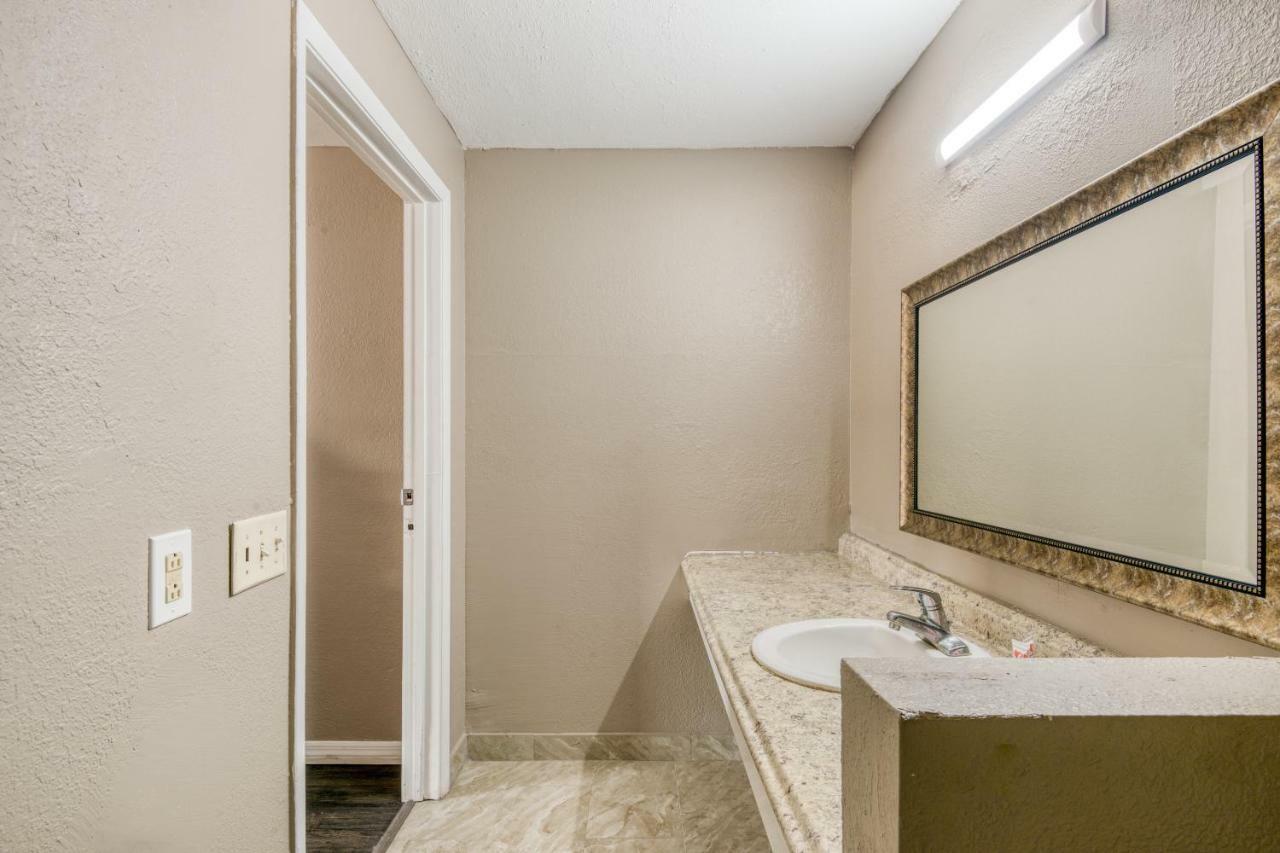 La Casa Inn New Port Richey Gulf Beach Us-19 מראה חיצוני תמונה